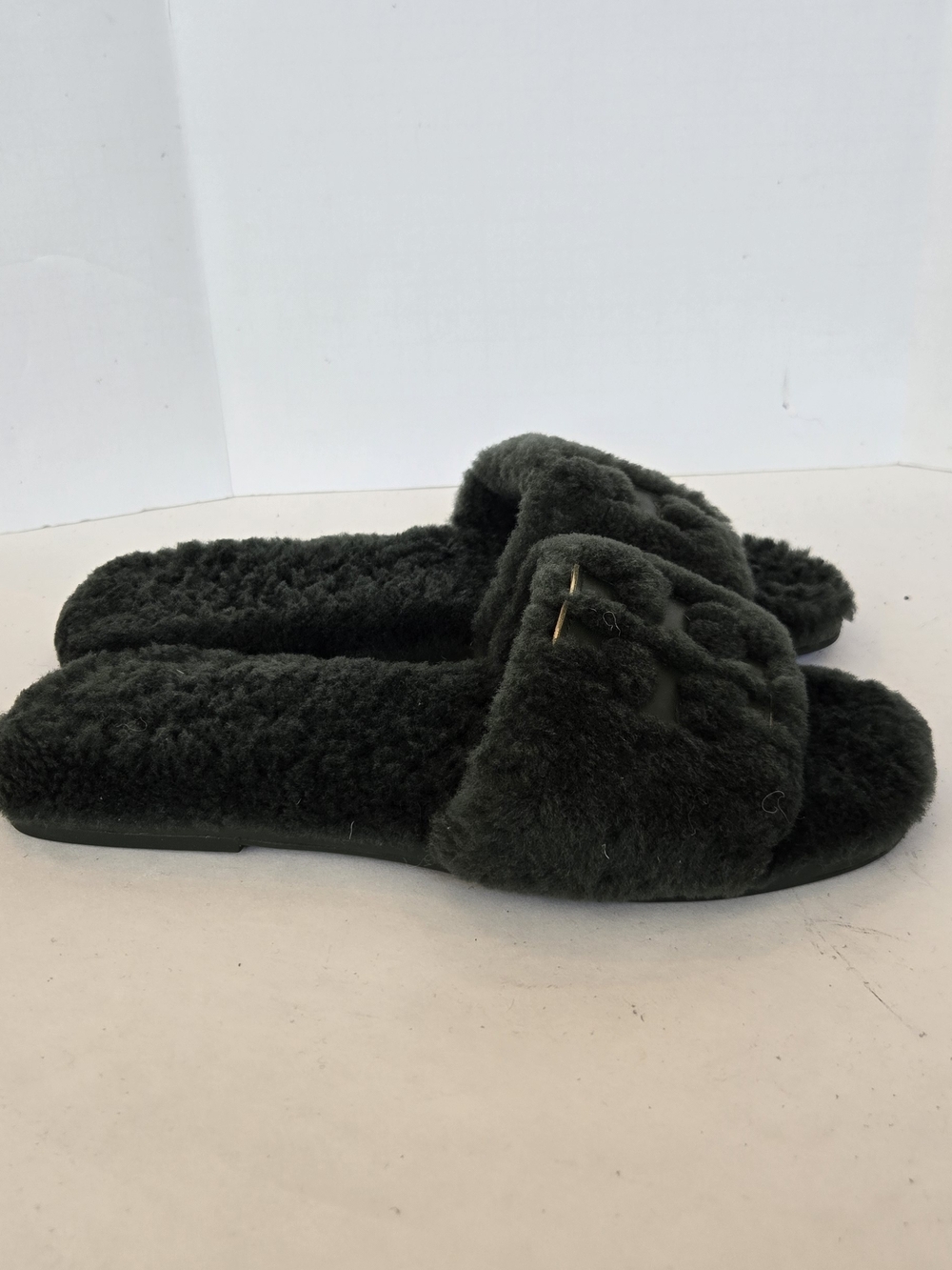 Tory Burch Dark Green Shearling Slide Sandals with Gold Logo Accent - Picture 5 of 11